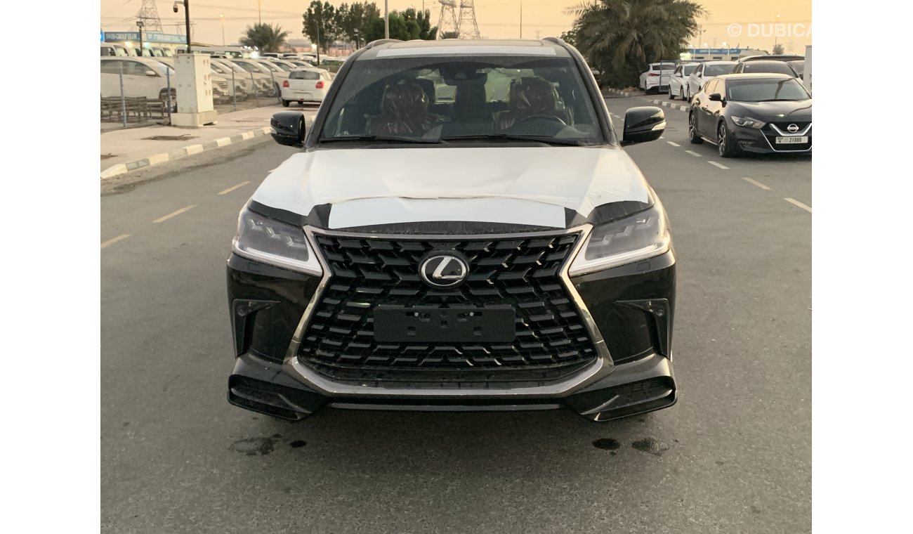 Lexus LX570 KURO BLACK EDITION MY2021 G.C.C