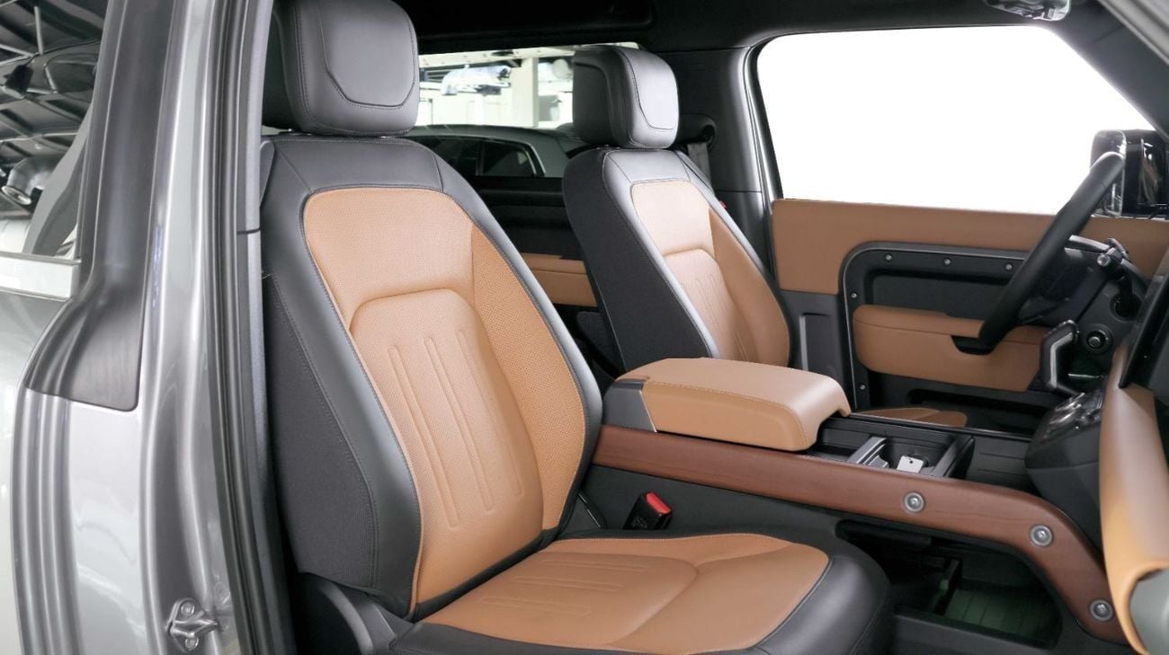 Land Rover Defender P400 90 X 3.0L (5 Seater) Land Rover Defender 90 P400 X Dynamic-Very Low Mileage-1 Owner-2 Tone Inte