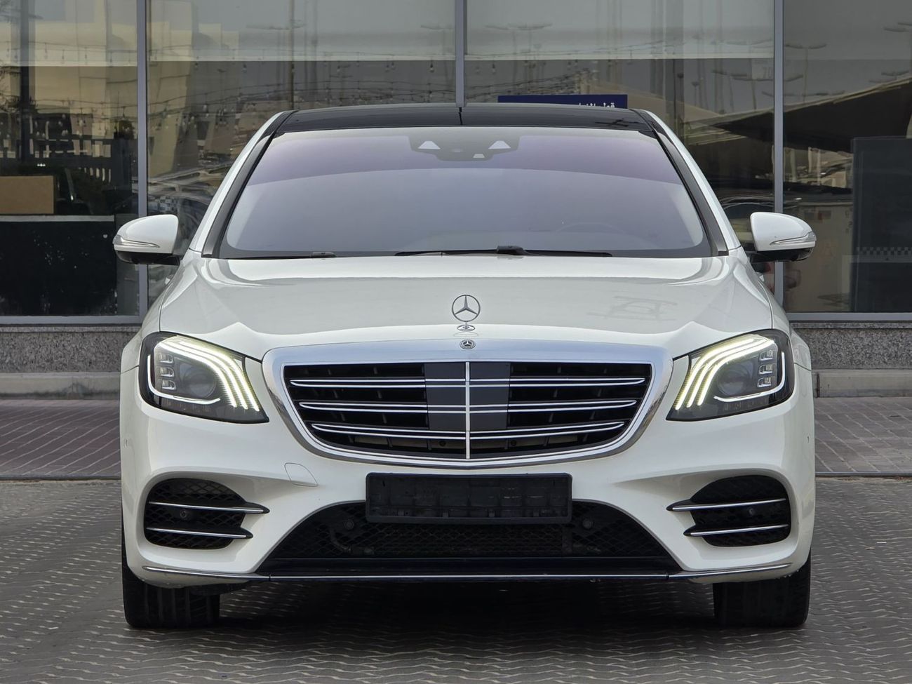 مرسيدس بنز S 560 اكسكلوسيف نسخة