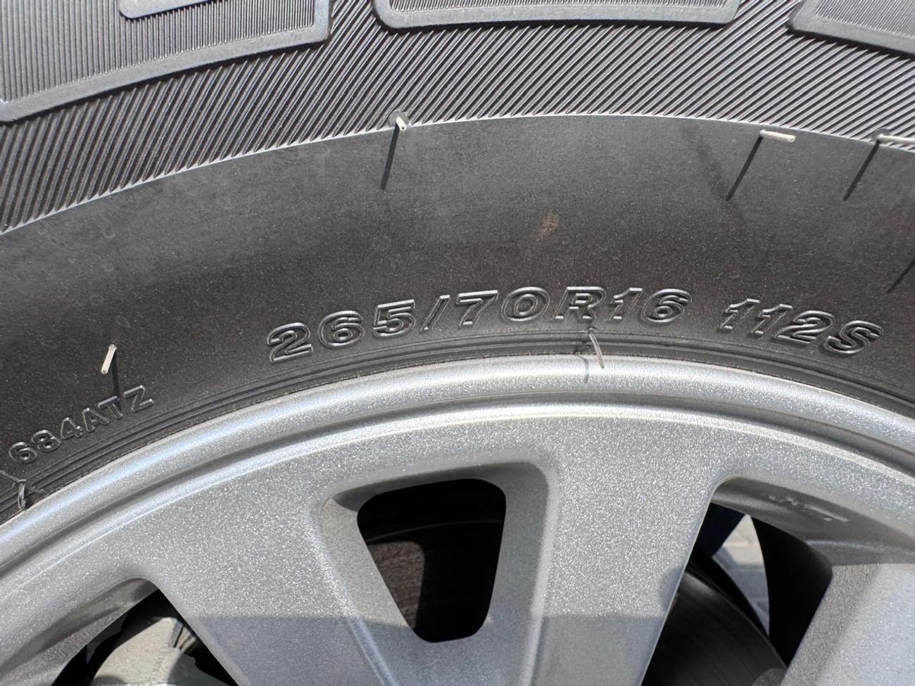 Mitsubishi L200 MITSUBISHI L200 Petrol Double Cabin 4WD 5MT 2.5L GLX -FULL OPTION_Grey