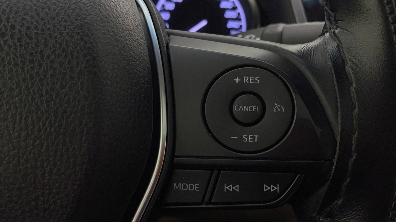 تويوتا كامري SE 2.5 | بدون دفعة مقدمة | اختبار القيادة في المنزل