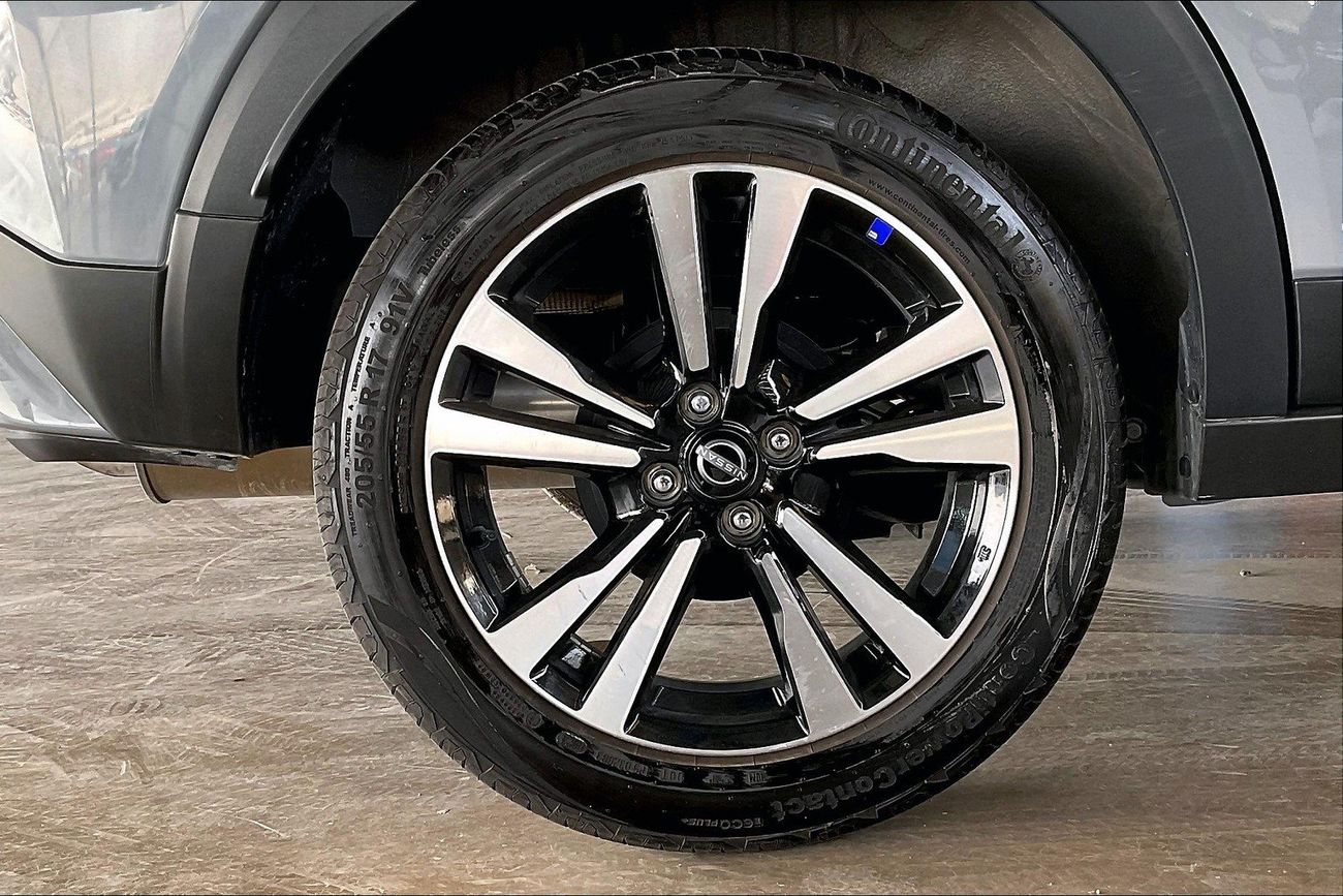 Nissan Kicks SV | Guaranteed Warranty | 0 Down Payment