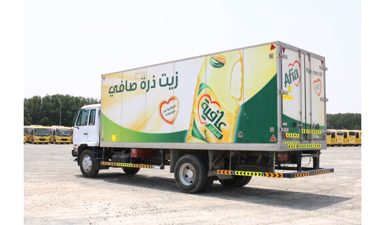 نيسان يونايتد ديزل MKD 210 10 TON TRUCK WITH THERMOKING V500 CHILLER