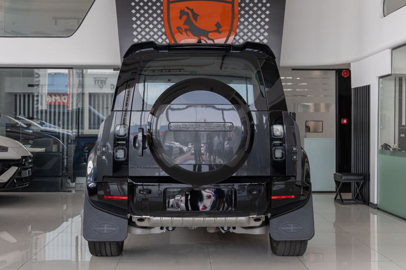 Land Rover Range Rover Land Rover Defender | 110 X-Dynamic HSE (P400) | GCC Specs | 2026 (Export)