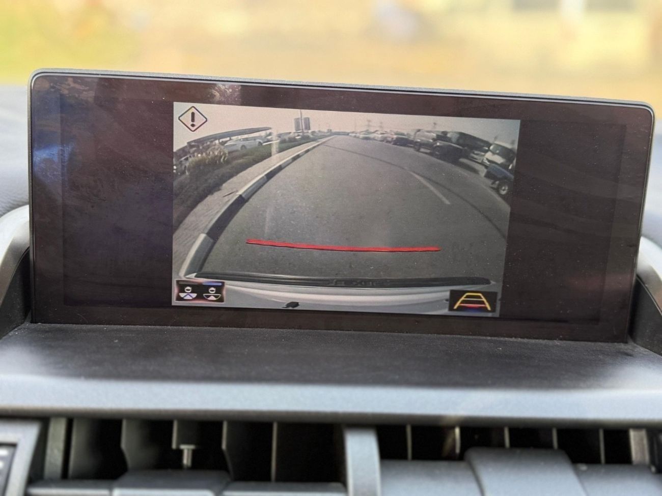 Lexus NX300 Premier 2.0L 4WD sunroof,leather seats