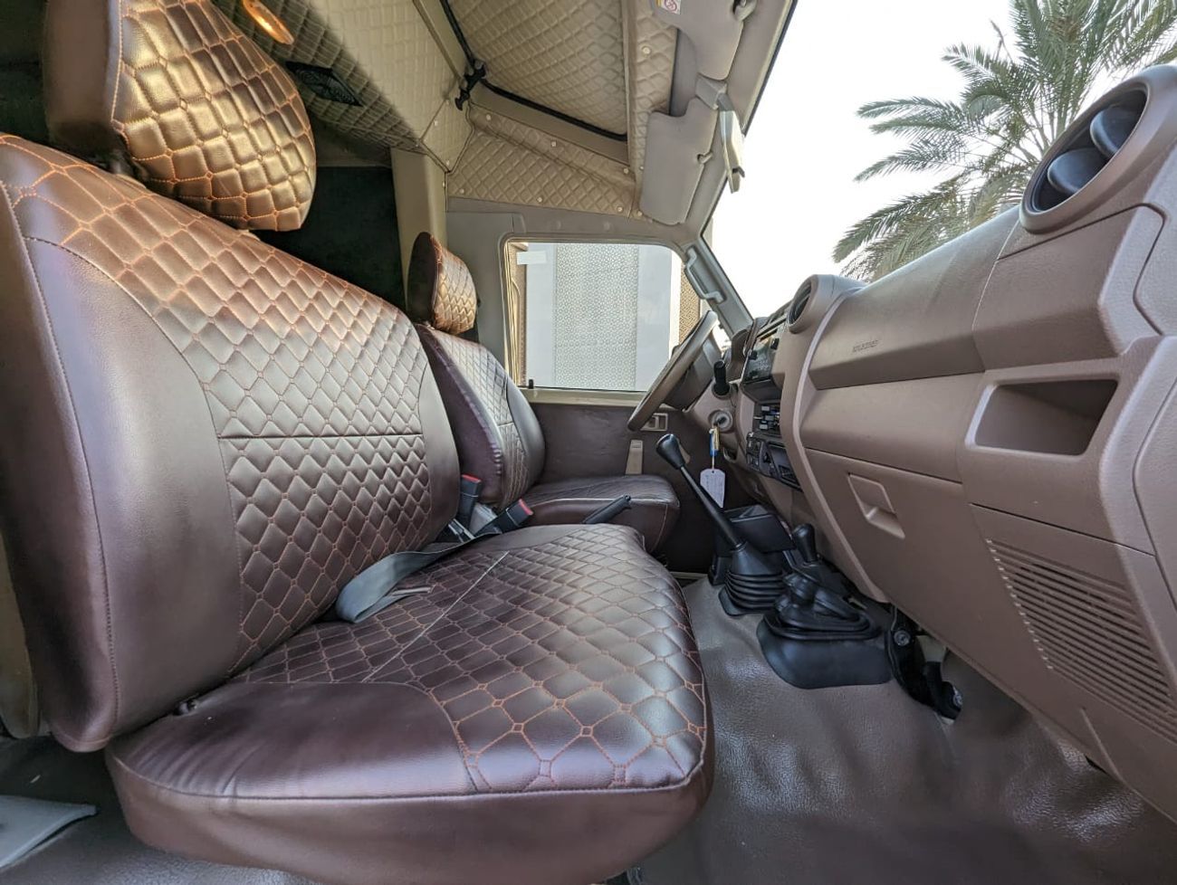 تويوتا لاند كروزر بيك آب TOYOTA LAND CRUISER PICKUP SAFARI