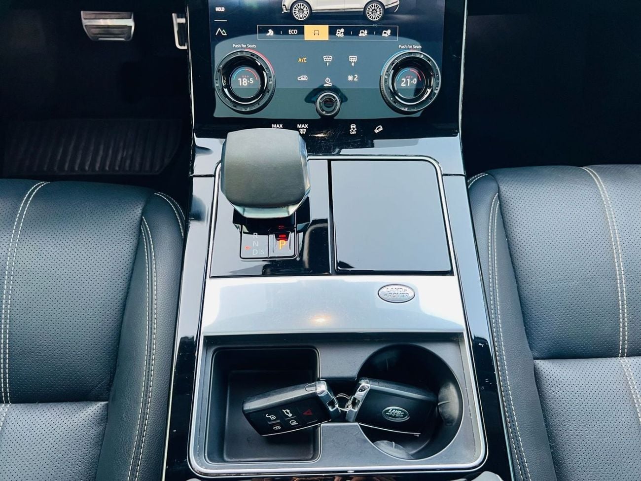 Land Rover Range Rover Velar R-DYNAMIC S