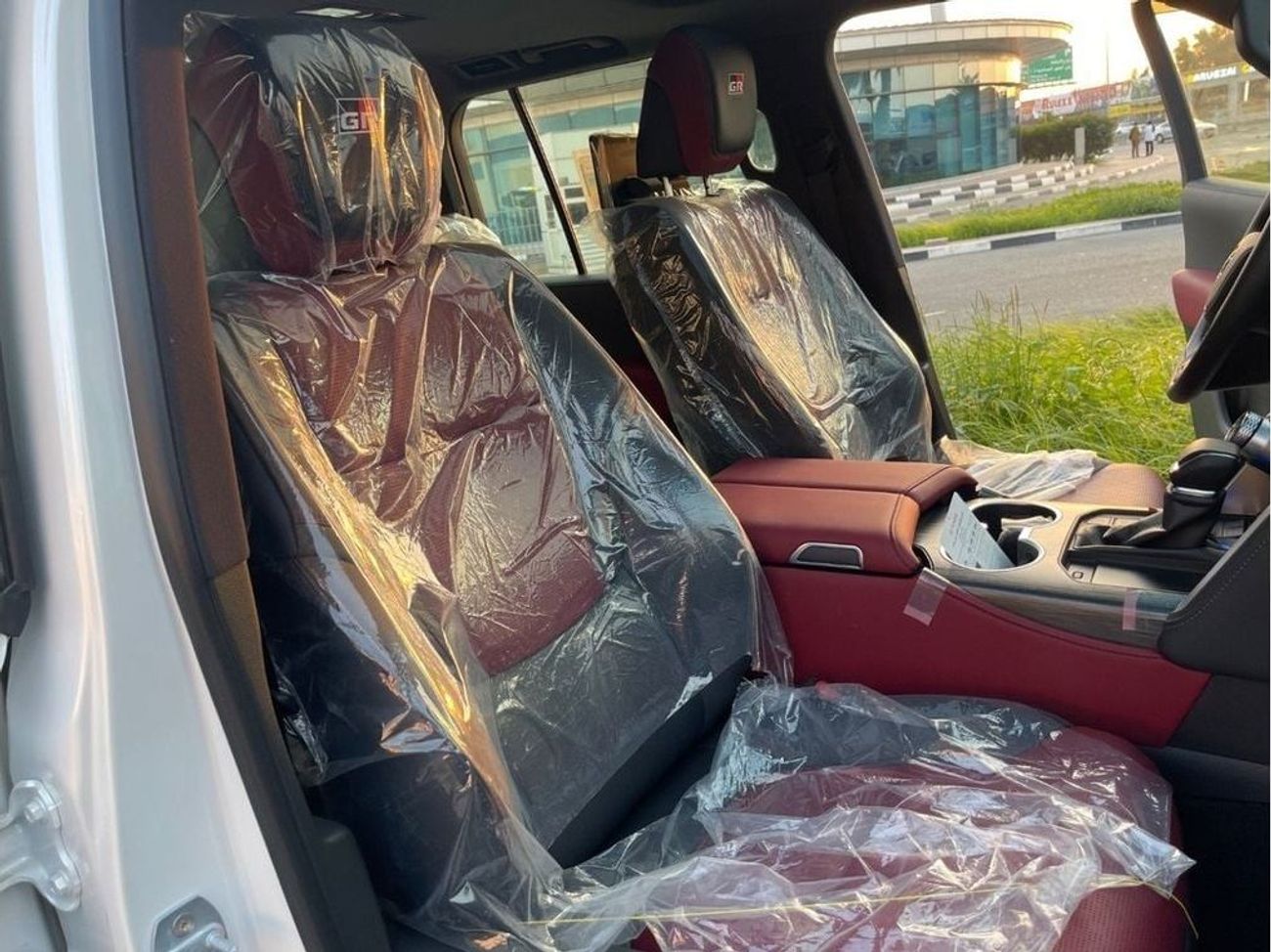 Toyota Land Cruiser GR-S 3.3L