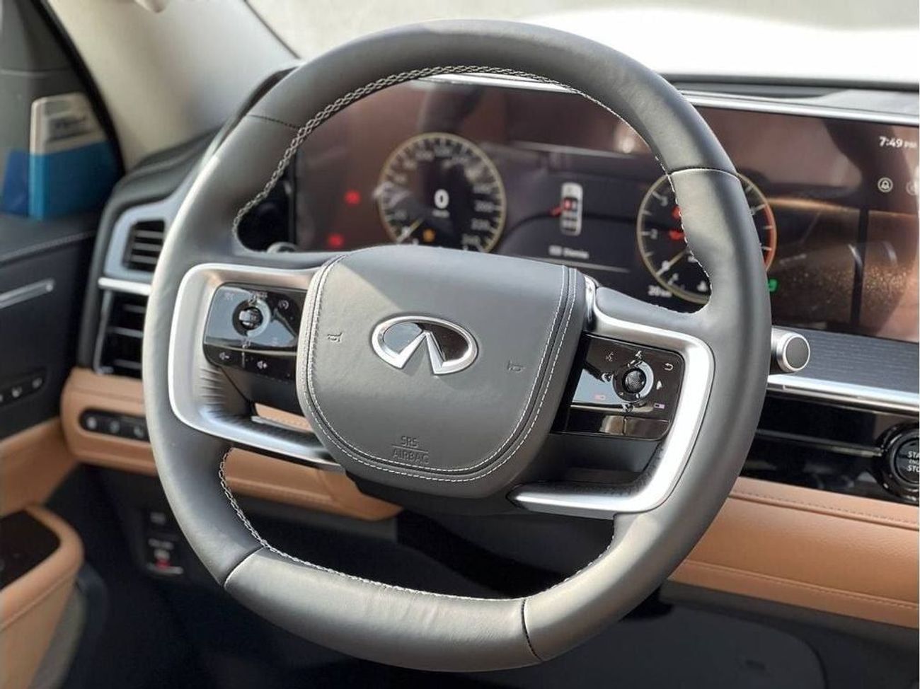 Infiniti QX80 3.5L TWIN TURBO PTR A/T // 2025 // FULL OPTION WITH 360 CAMERA , COOLING&HEATED SEATS , COOL BOX //