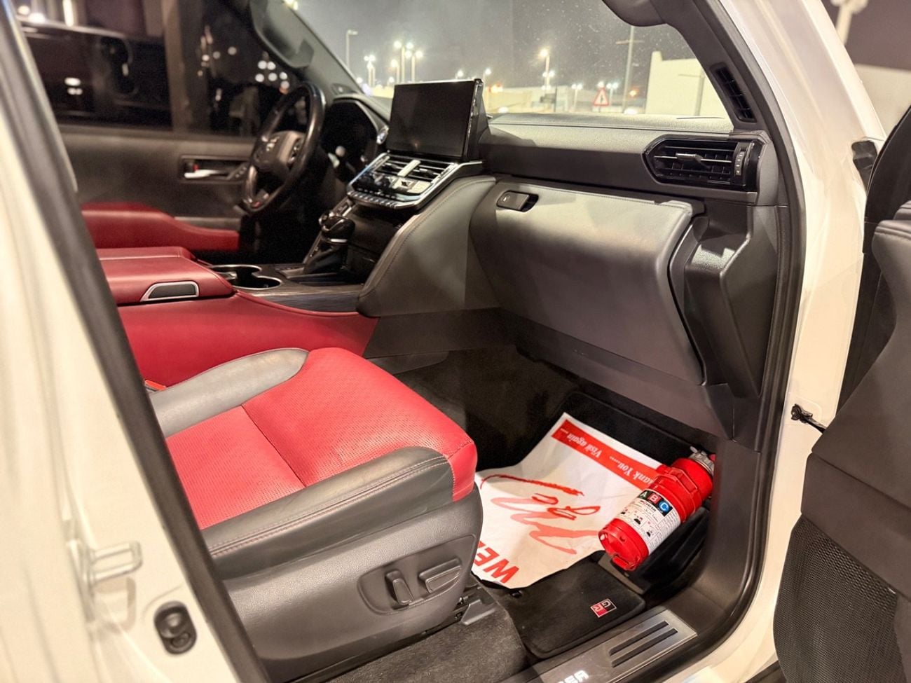 تويوتا لاند كروزر 3.5T GR-Sport