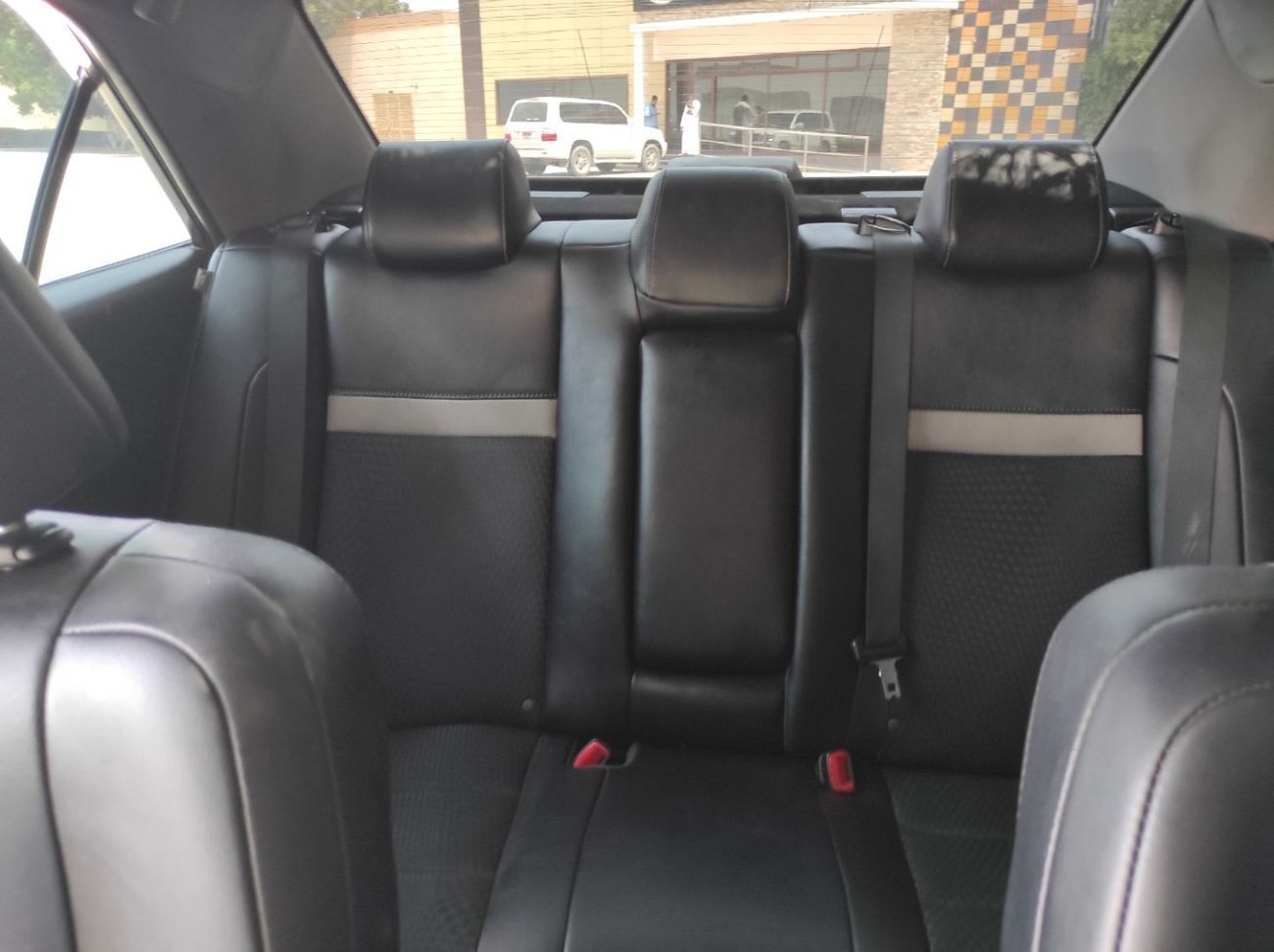 Toyota Camry GLX+ 2.5L Toyota Camry 2014 V4 2.5 Full options no1