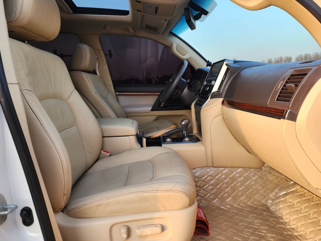 تويوتا لاند كروزر GX.R V8