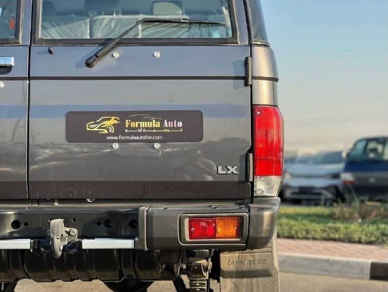 Toyota Land Cruiser 70 LC76 4.0L V6 PTR M/T //2024// STANDER OPTION WITH CRUISE CONTROL , POWER WINDOWS // SPECIAL OFFER //