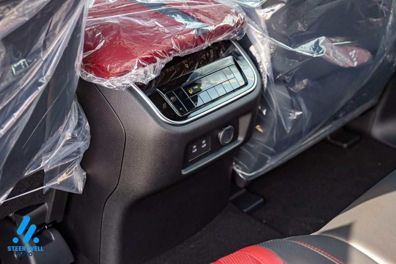 نيسان باترول LE Platinum | GCC | 3.5L V6 | AWD | Red Inter | 8-Seater SUV | Height Control | Export