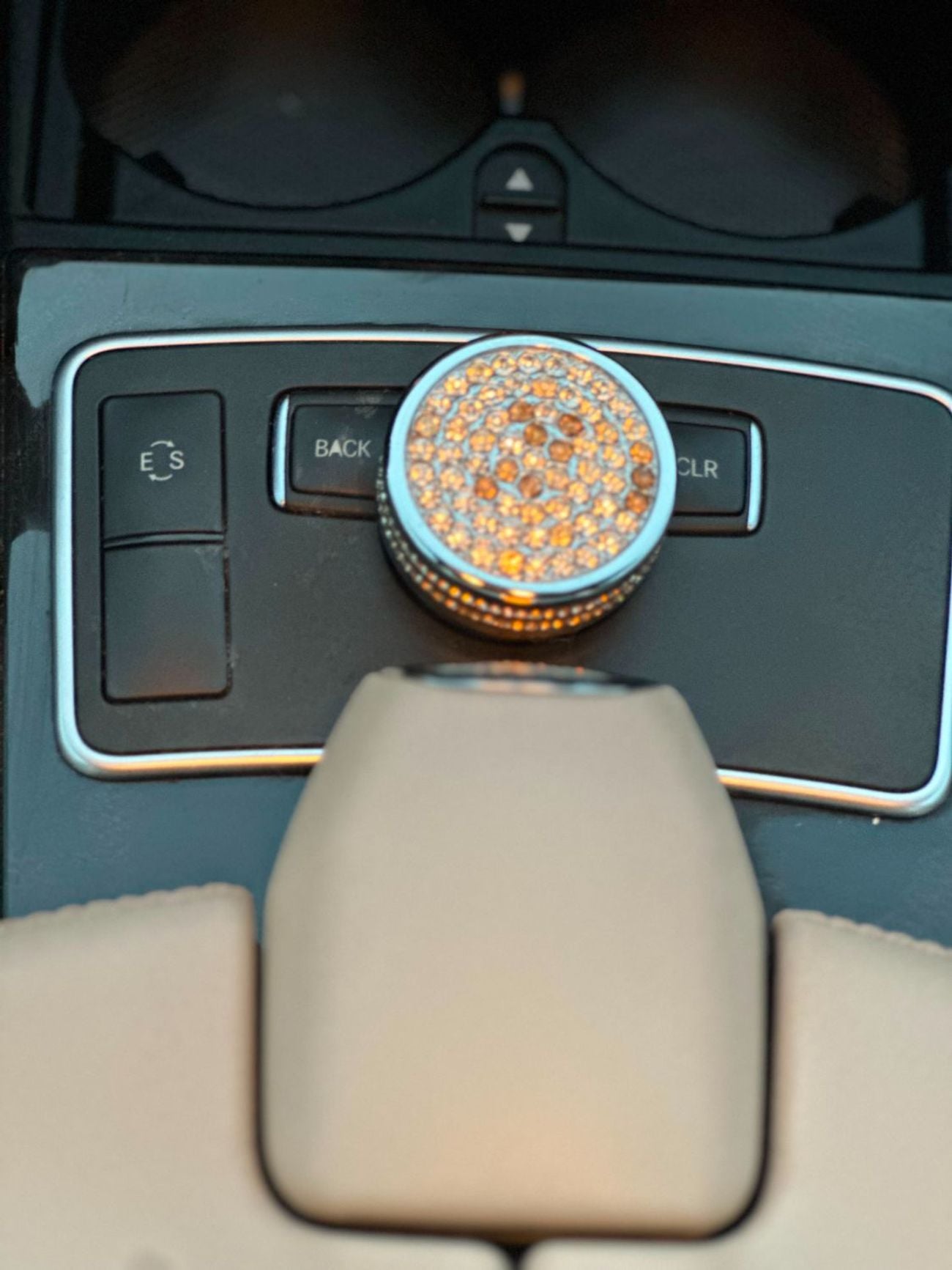 مرسيدس بنز E 350 4MATIC (NON GCC)