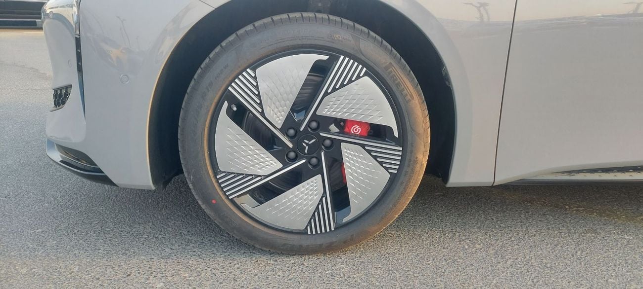 هونغشي Eh7 111 KWH AWD PRO (NON GCC)