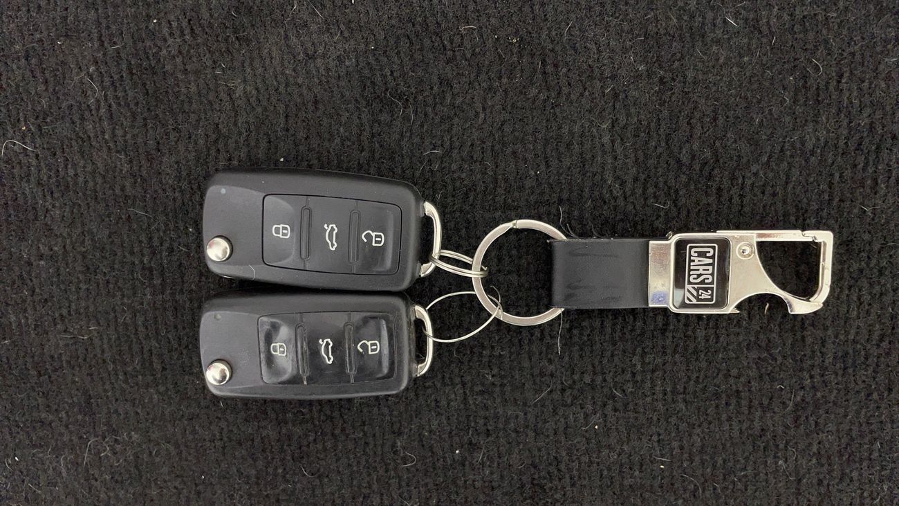 فولكس واجن باسات SE 2.5 | بدون دفعة مقدمة | اختبار قيادة مجاني للمنزل