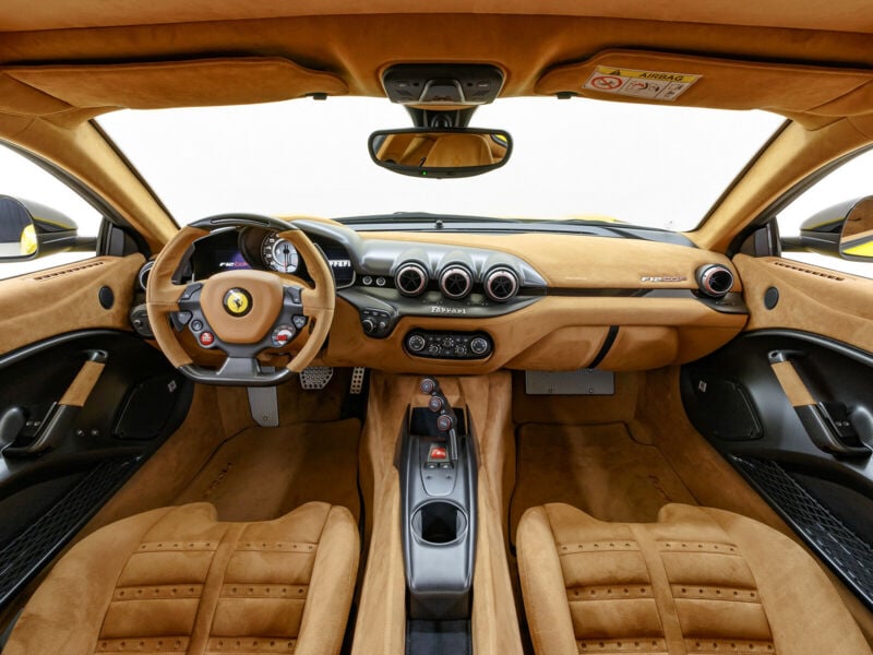 Ferrari F12 interior - Cockpit