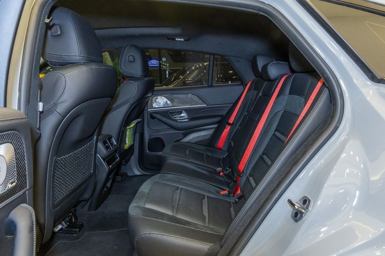 مرسيدس بنز GLE 53 AMG كوبيه Mercedes GLE53 Coupe AMG - Night Package - 22 AMG Alloy Wheels - 2024 - Perfect Condition