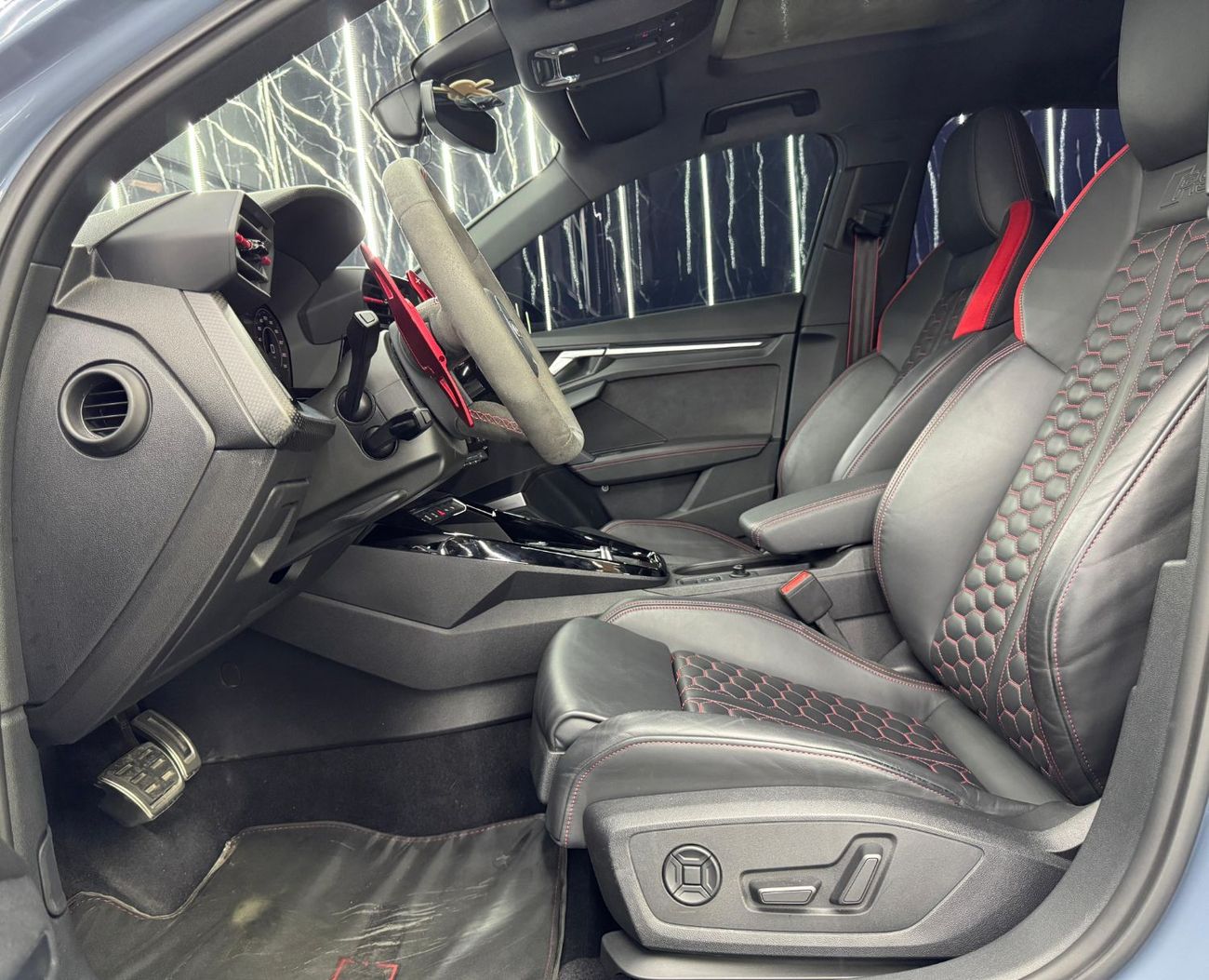 Audi RS3 TFSI quattro 2.5L Sedan 2024 Audi RS3, 2027 Audi Warranty + Service Pack, Carbon Fiber Package, Low 