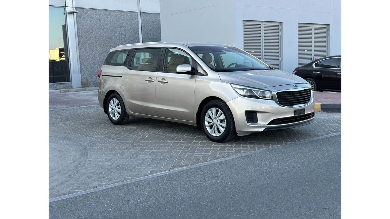 كيا كارنيفال EX GCC