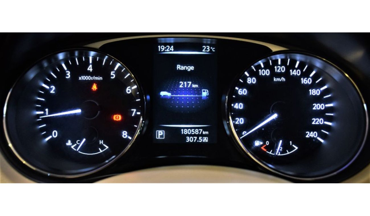 Nissan X Trail AMAZING Nissan X-Trail 2015 Model!! in Grey Color! GCC Specs