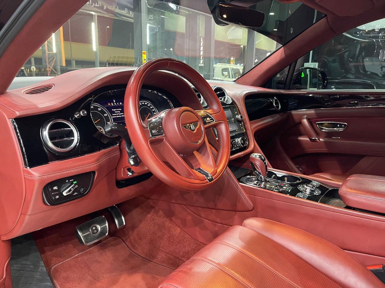 بنتلي بينتايجا BENTLEY BENTAYGA GCC 2018 IN PERFECT CONDITION