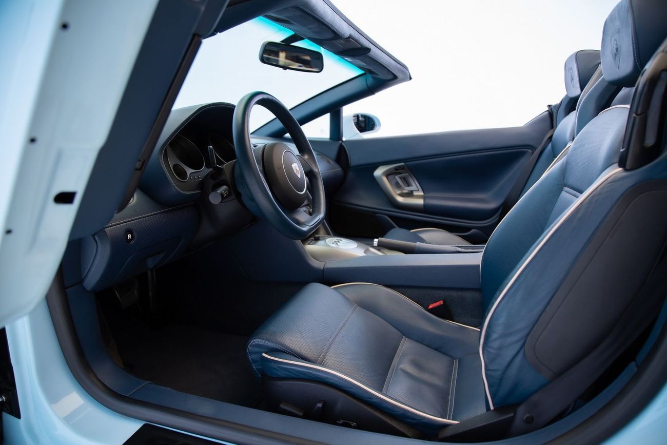 لامبورغيني جاياردو Lamborghini Gallardo Spyder