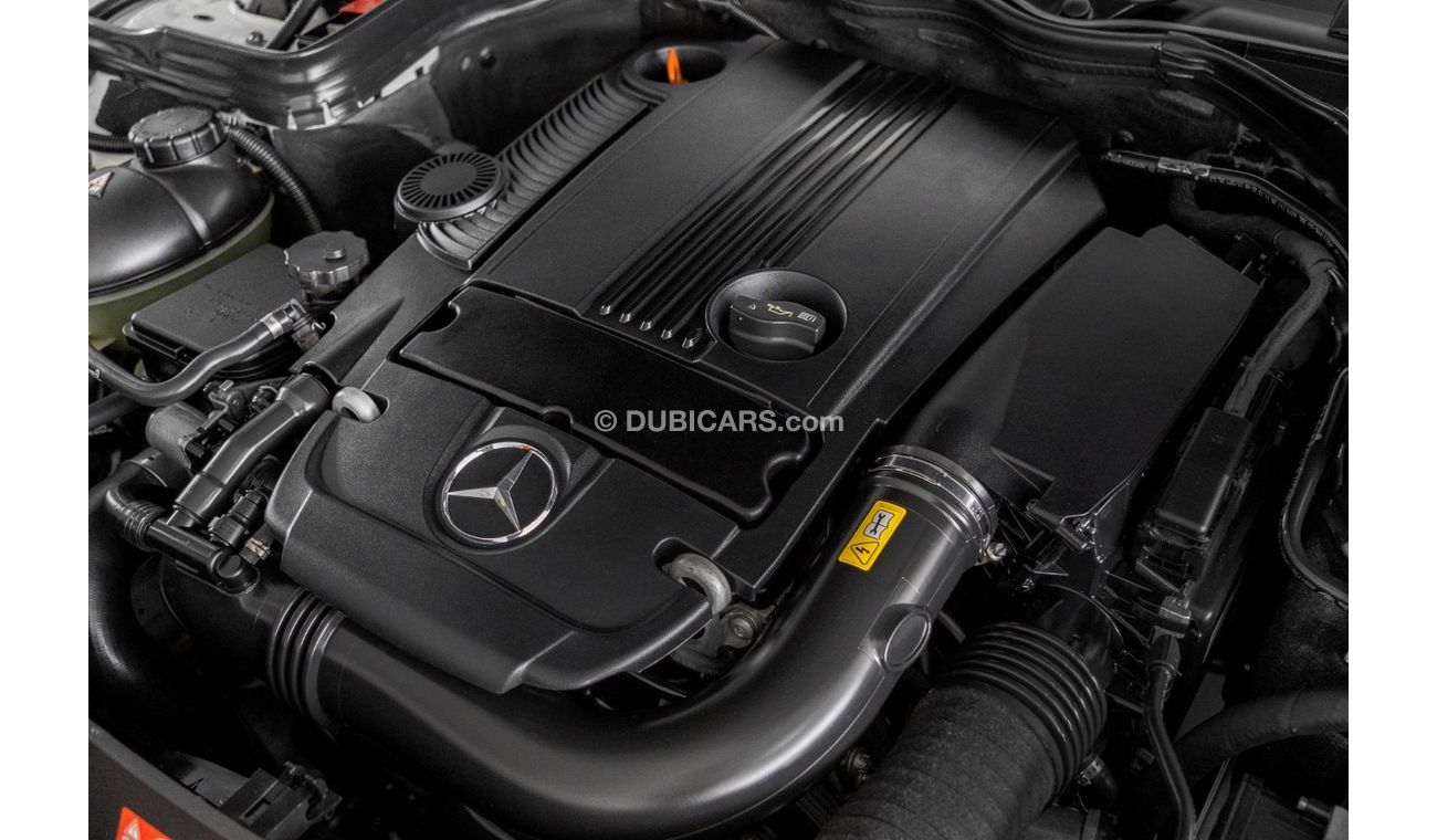 Mercedes-Benz C 200 AMG Pack 2014 Mercedes Benz C200 / AMG+ Sport Package