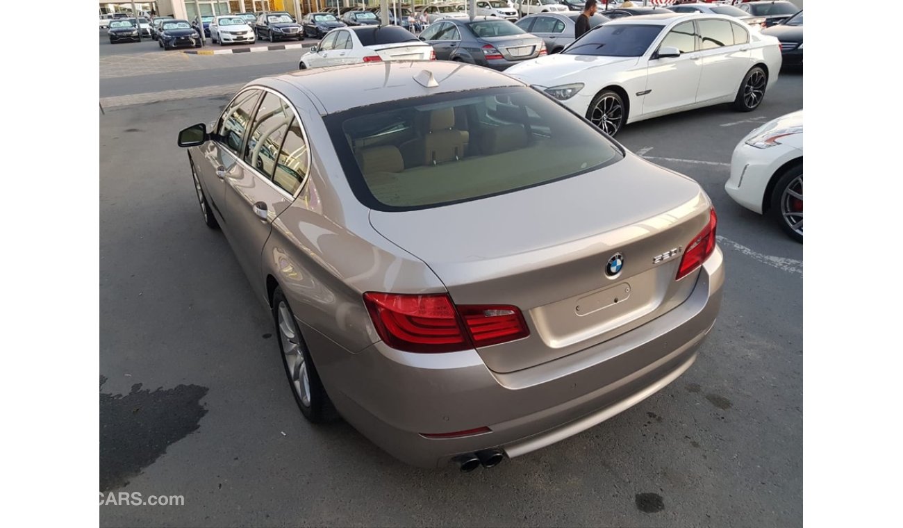 BMW 520i Bmw 520 model 2012 GCC car prefect condition full service full option low mileage