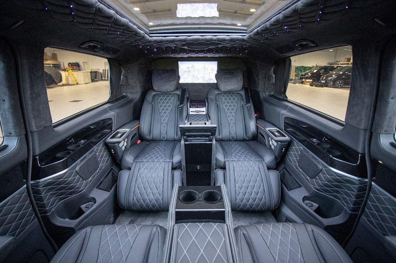 مرسيدس بنز V 300 Senzati® Jet Class® Oryx Edition® 6 Seat Ebony Leather