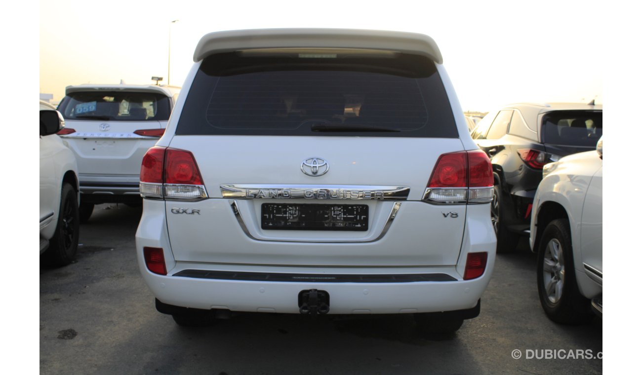 تويوتا لاند كروزر 5.7L V8 PETROL / GXR FULL OPTION (LOT # 4982)