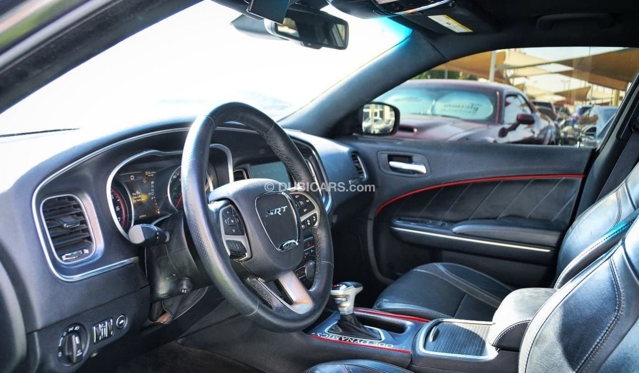 Dodge Charger R/T Road Track SOLD!!!!R/T Road Track R/T Road Track Charger R/T Hemi V8 5.7L 2016/ FullOption/ SRT 