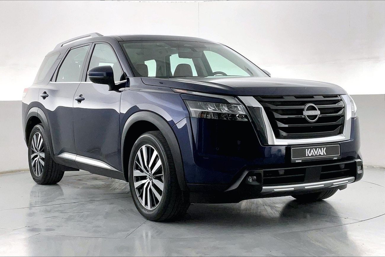 نيسان باثفايندر SL | عرض العيد الحصري | خالية من أضرار الفيضانات