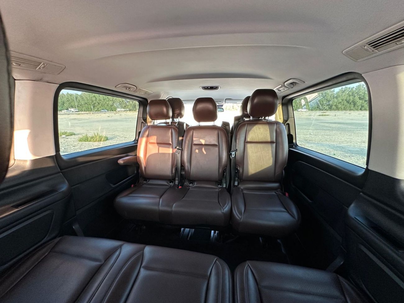 Mercedes-Benz V 250 MERCEDES V-250 2016 GCC FULL OPITION // GOOD CONDITION