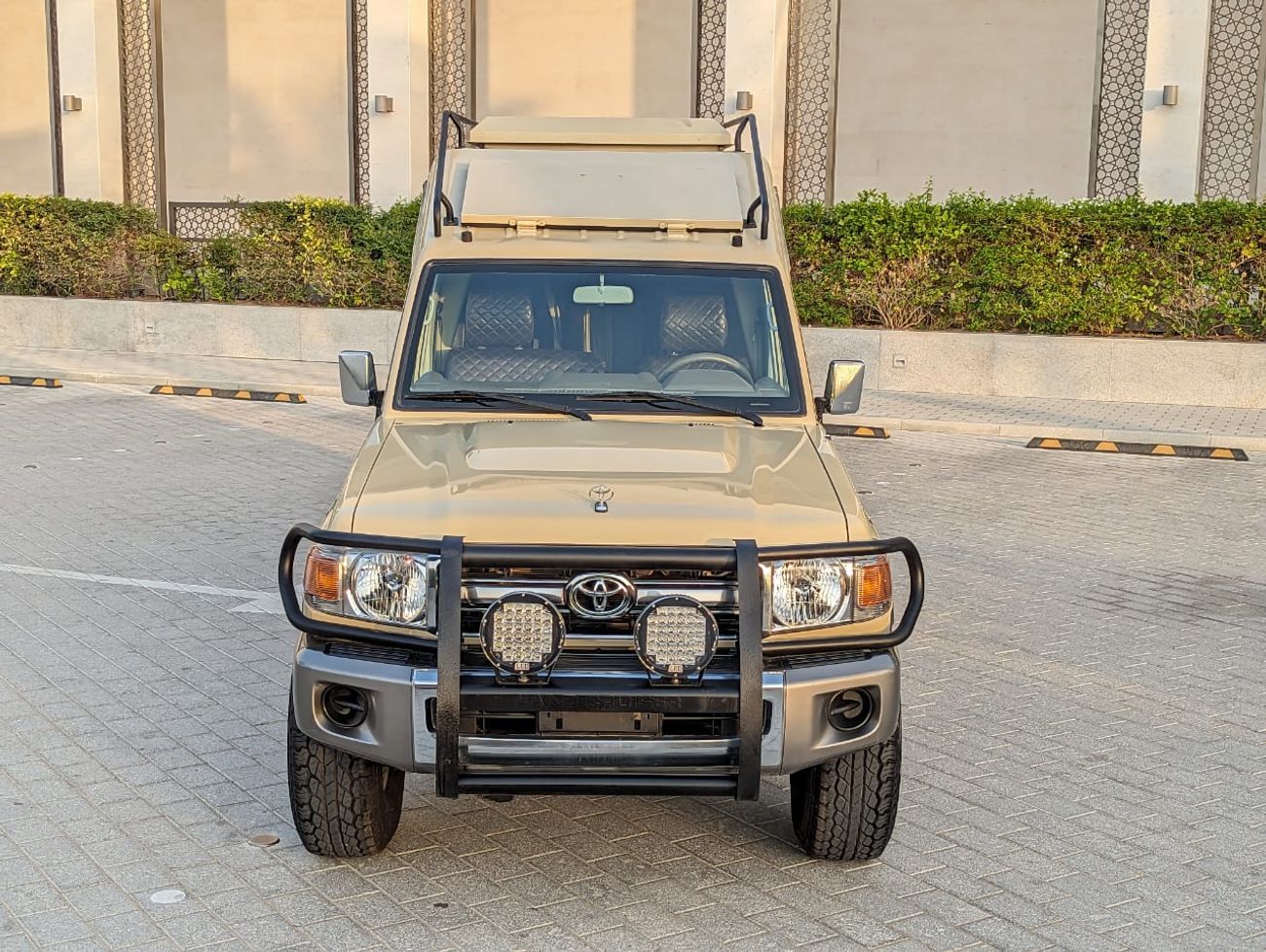 تويوتا لاند كروزر بيك آب TOYOTA LAND CRUISER PICKUP SAFARI