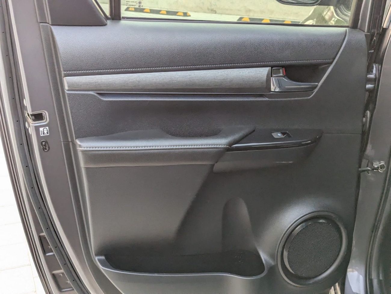 تويوتا هيلوكس Adventure 4.0L