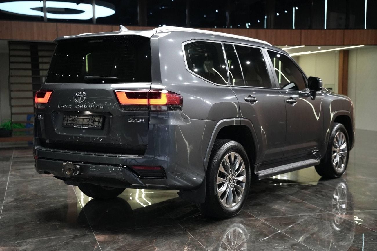 تويوتا لاند كروزر 2023 Model GXR Twin Turbo 3.5L Engine Full Option Very Perfect Condition