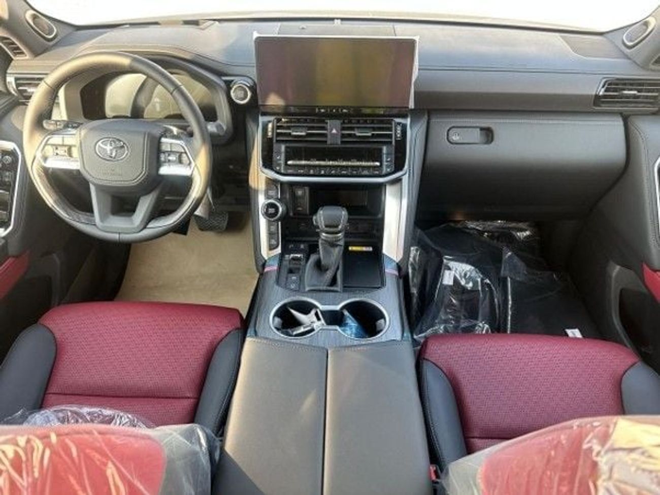 تويوتا لاند كروزر 2026 Toyota Land Cruiser LC300 VXR ZX (Full-Option with Radar) 3.5L V6 Twin Turbo Petrol A/T 4WD Exp