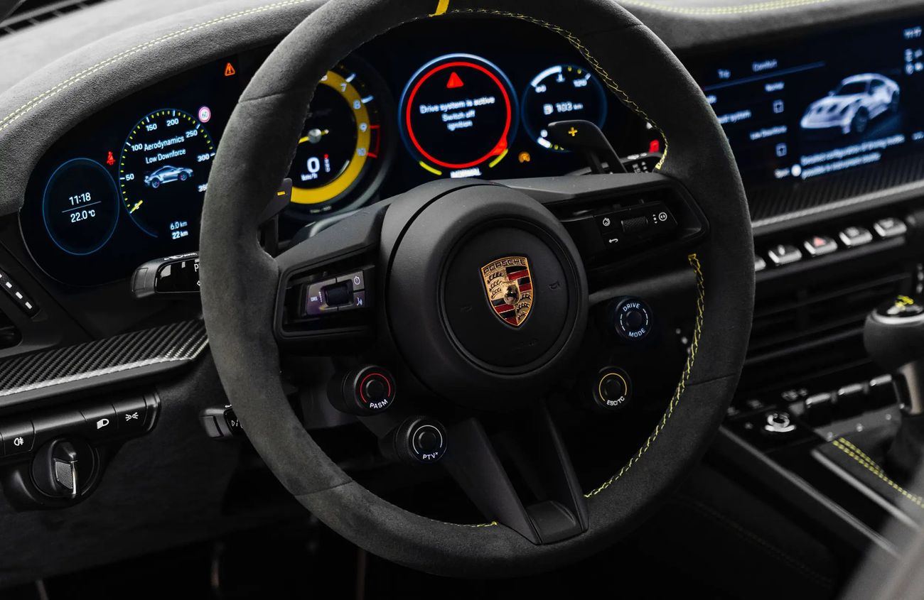 بورش 911 4.0L F-6 Naturally Aspirated Engine