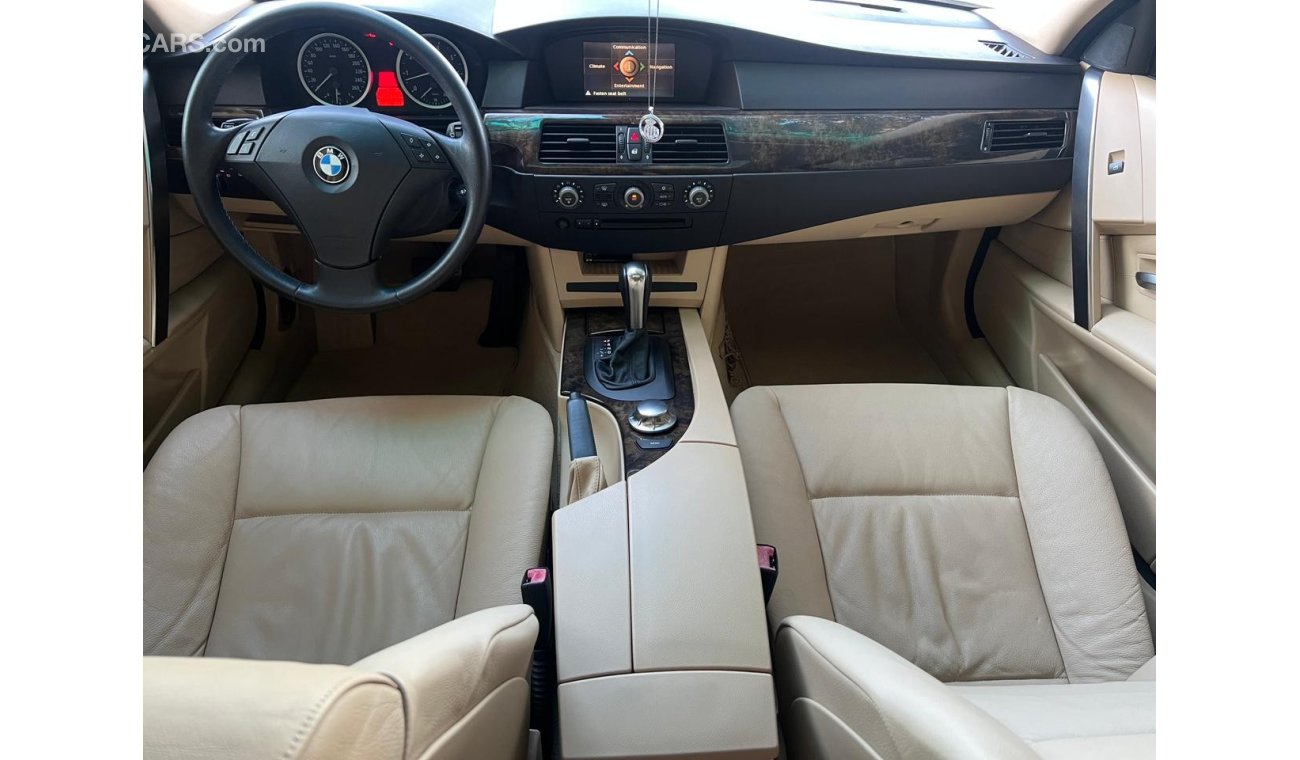 BMW 530i