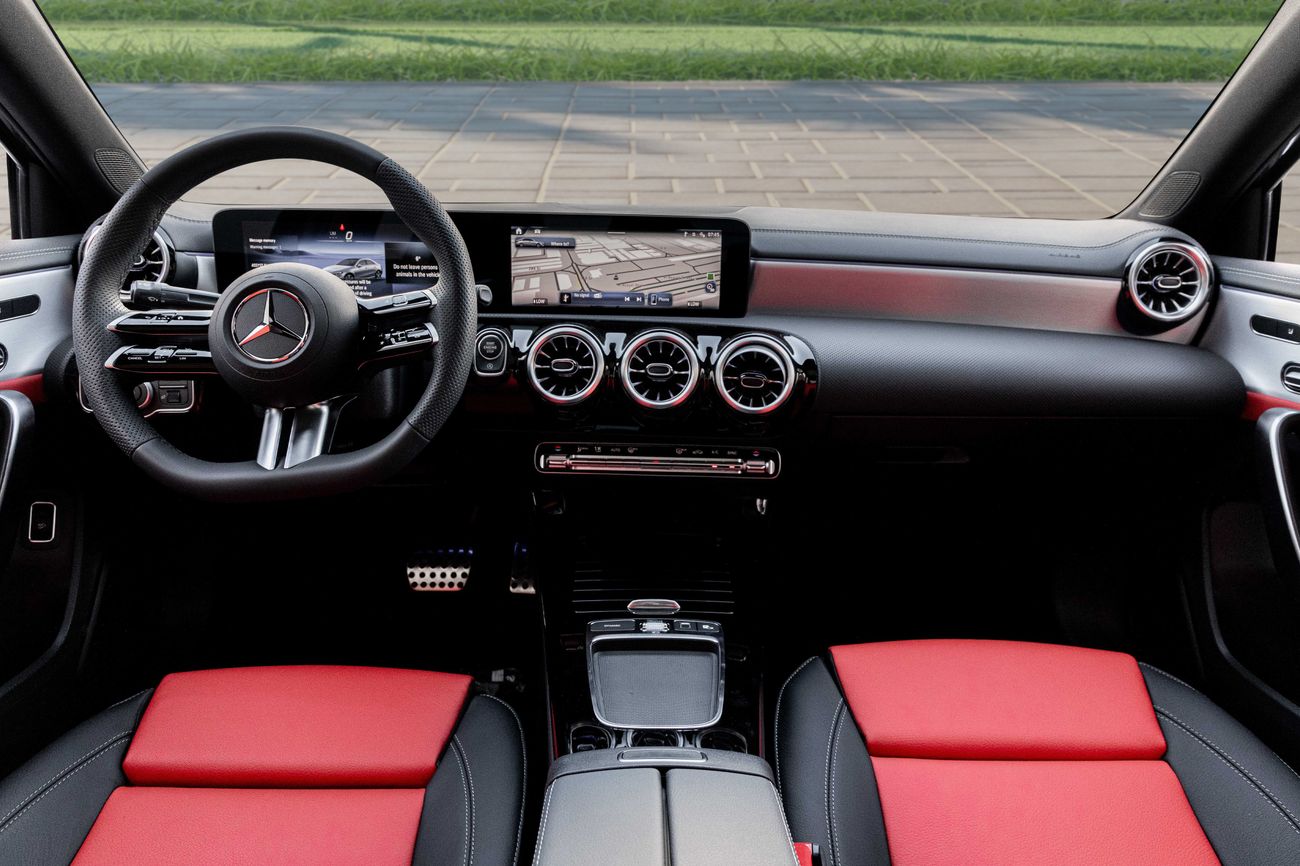 Mercedes-Benz A 200 AMG A200 AMG Sedan | 3,447 P.M | 0% Downpayment | A200 AMG SEDAN | 5 YEARS WARRANTY!