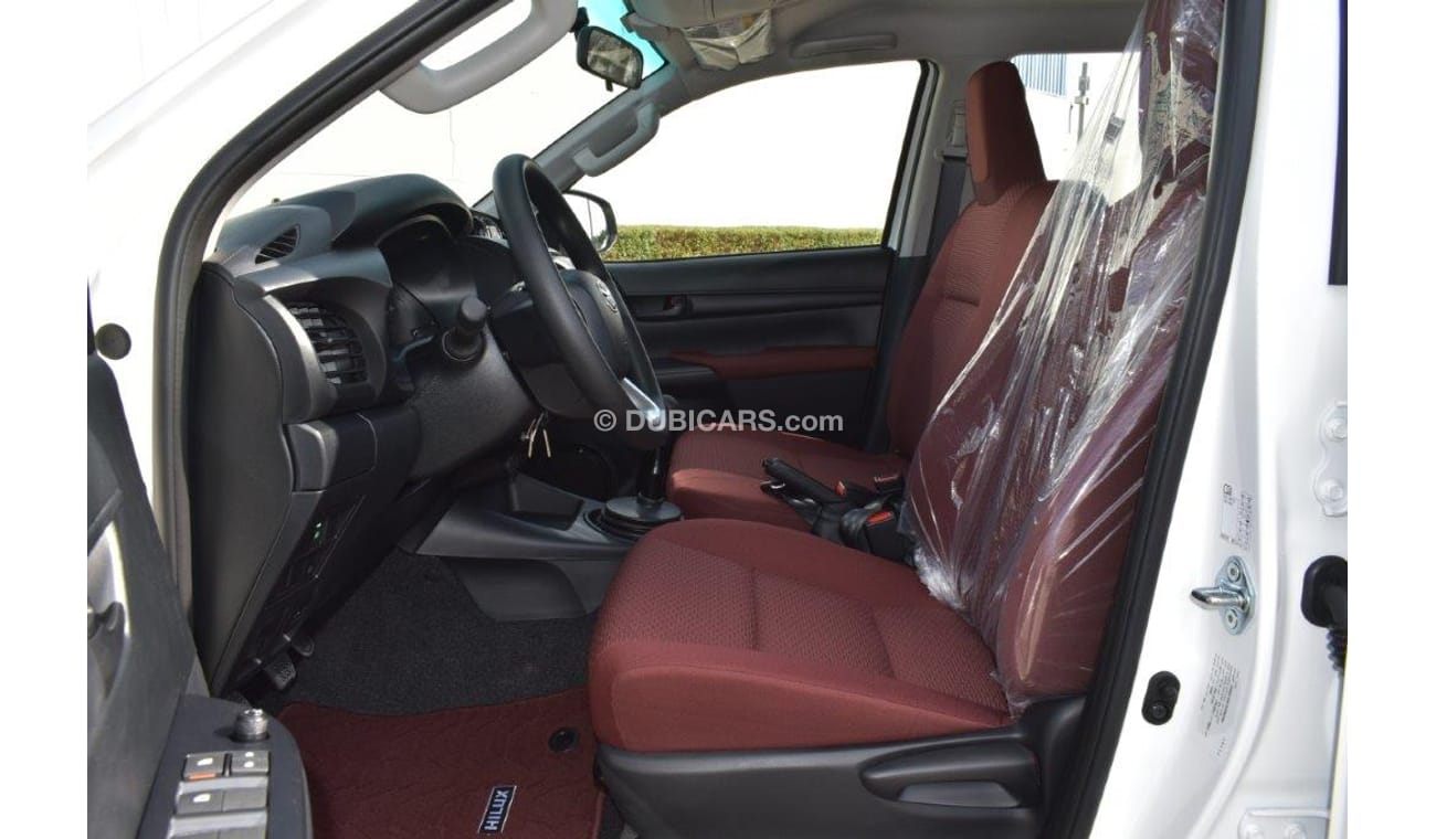 Toyota Hilux DOUBLE CAB PICKUP DLX-G 2.4L DIESEL 4WD MANUAL TRANSMISSION WITH REAR CAMERA