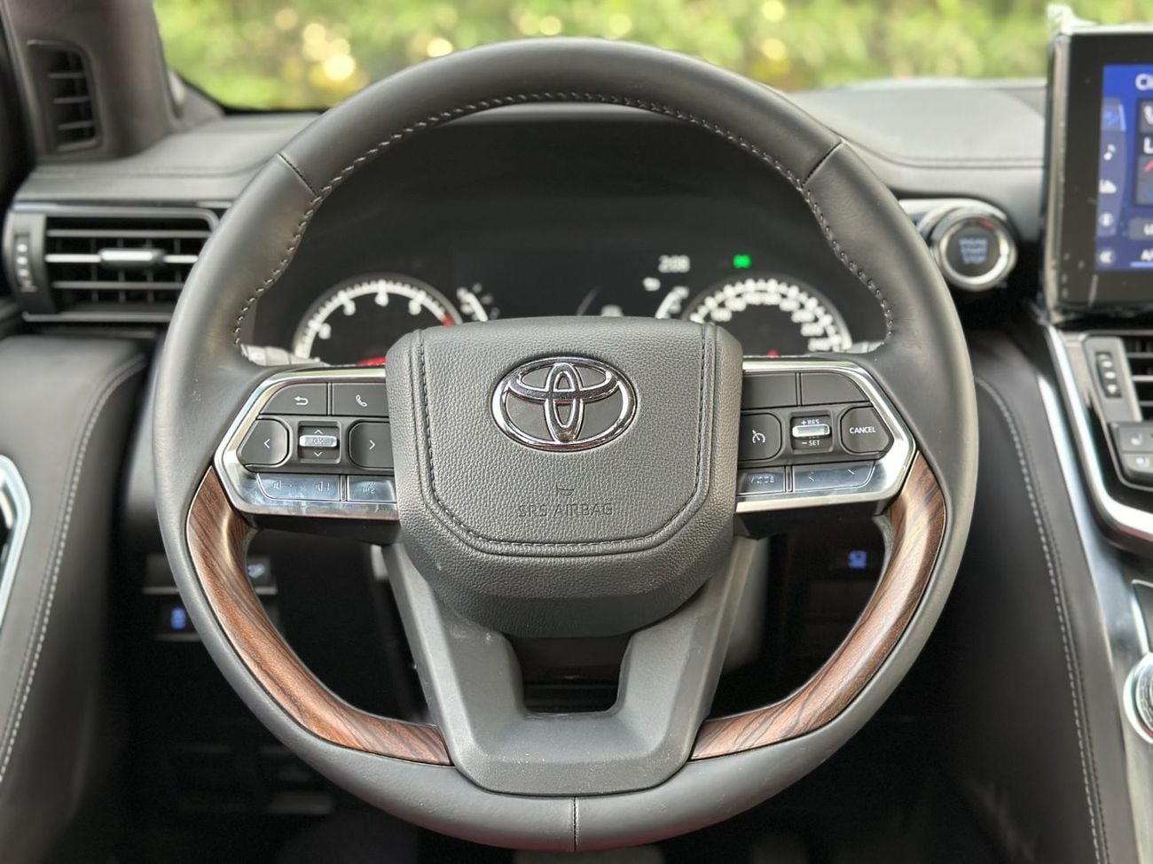 Toyota Land Cruiser VXR | Brand New | Only For Export