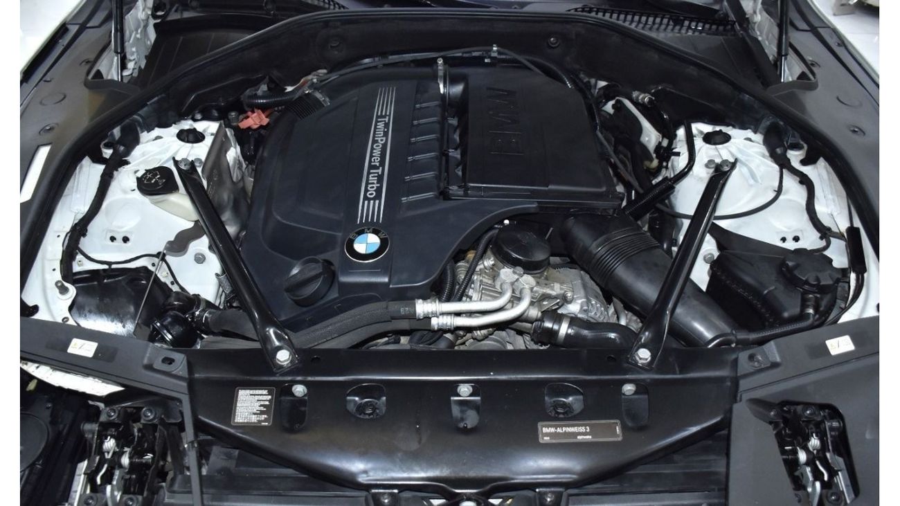 بي أم دبليو 740Li EXCELLENT DEAL for our BMW 740Li ( 2014 Model ) in White Color GCC Specs