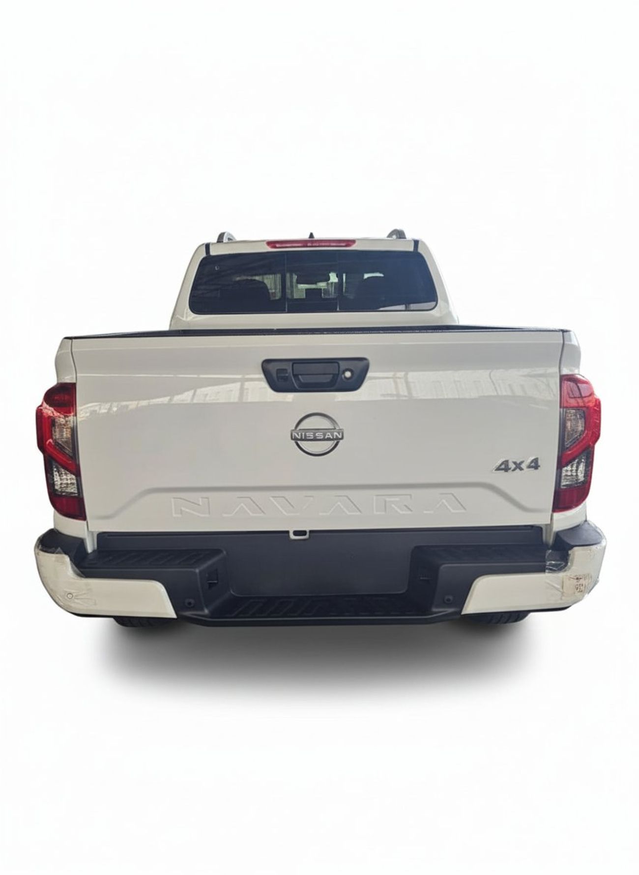 Nissan Navara Std 2.5L 4WD M/T