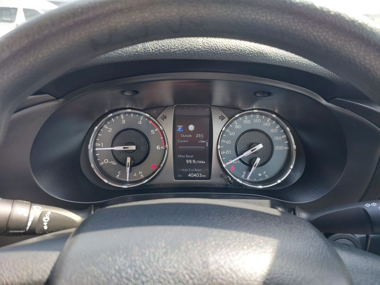 Toyota Hilux (RAMADAN OFFER) TOYOTA HILUX PICKUP RHD 2021 MODEL 2.8 L DIESEL AUTOMATIC(PM71438)