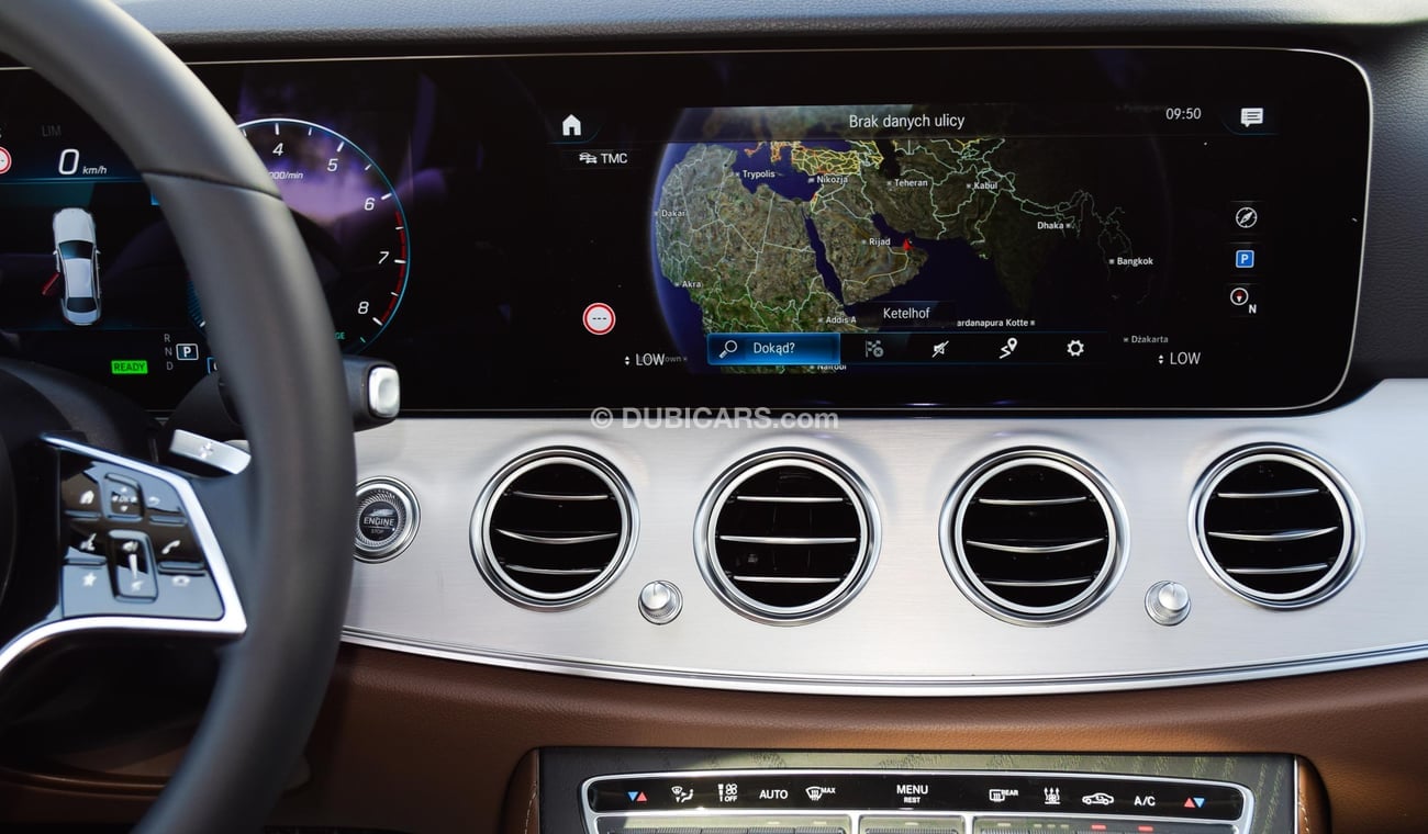 مرسيدس بنز E200 | 2022 | Night Package