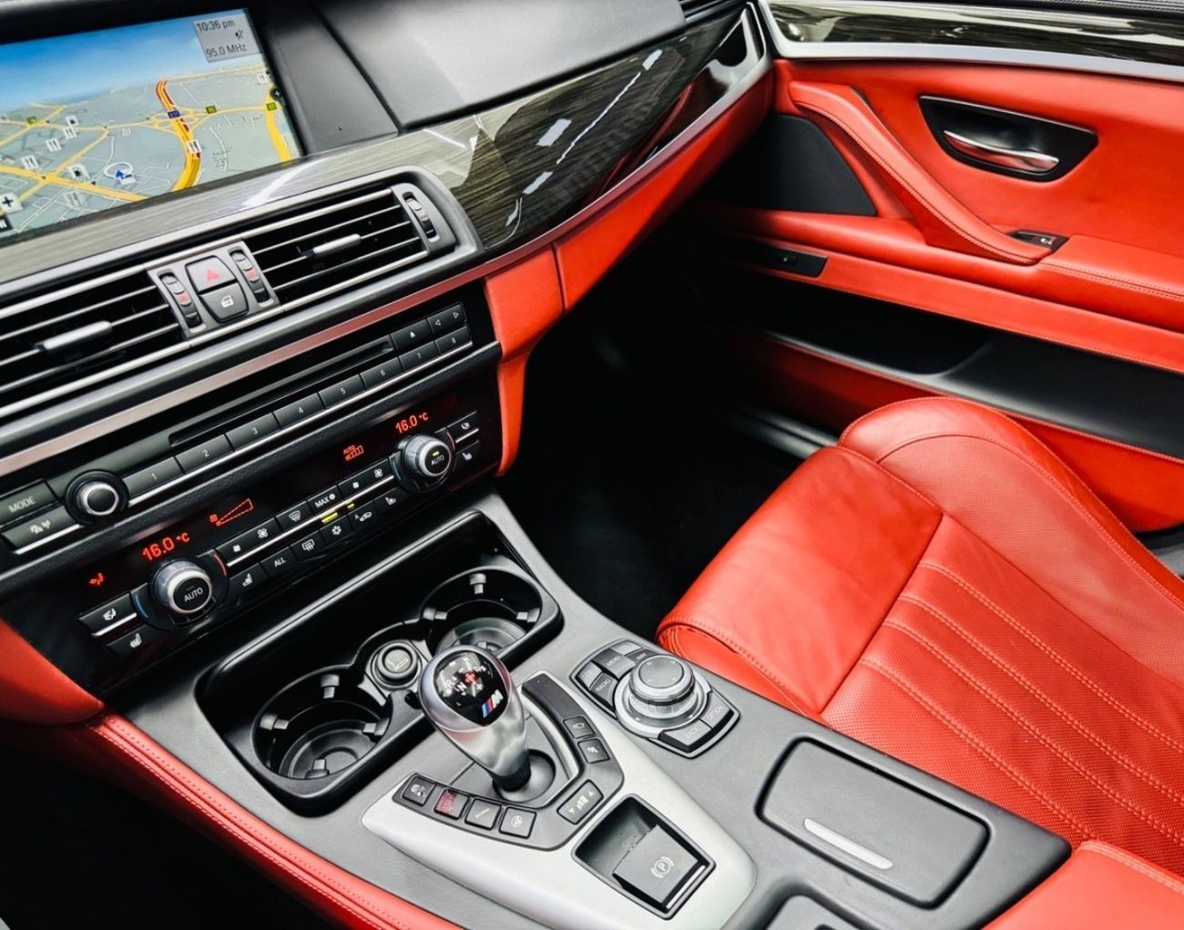 بي أم دبليو M5 Std 4.4L