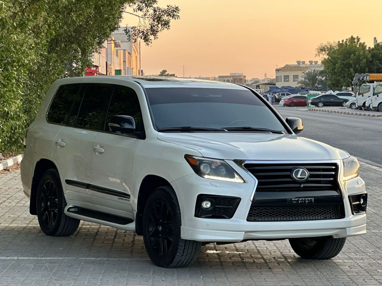 لكزس LX 570 كت سوبر شارج 2009 محول 2015